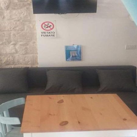 Suite Da Nonno Luigi 100 Metri Dal Mare Giovinazzo Exteriör bild