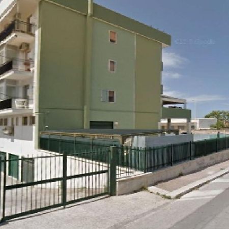 Suite Da Nonno Luigi 100 Metri Dal Mare Giovinazzo Exteriör bild
