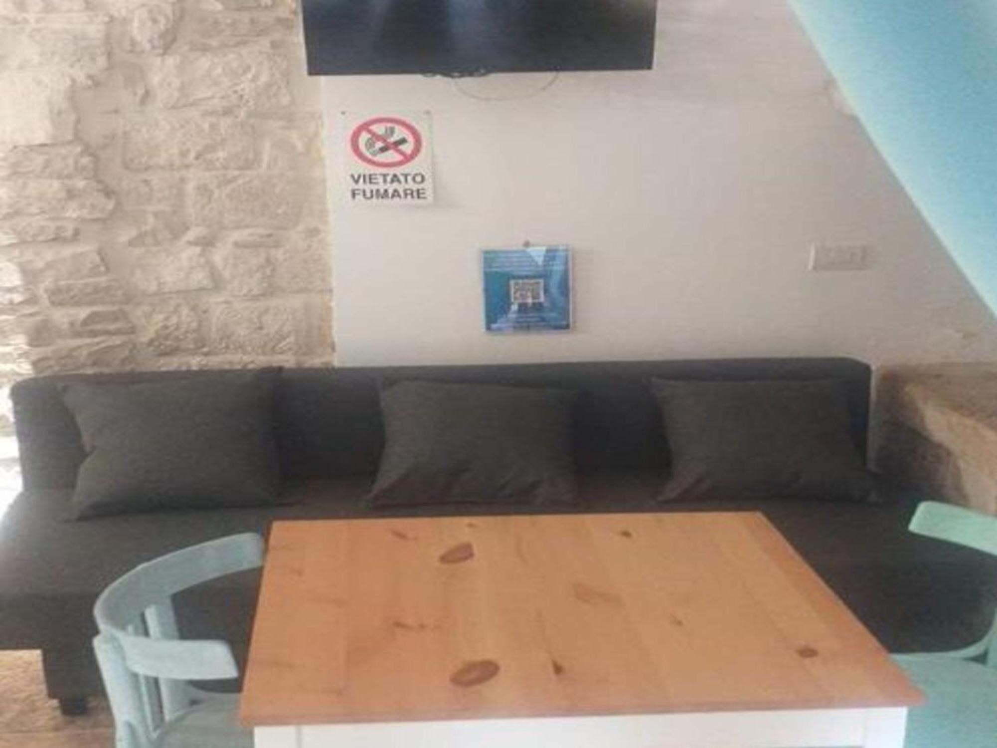 Suite Da Nonno Luigi 100 Metri Dal Mare Giovinazzo Exteriör bild